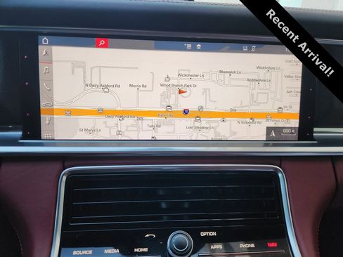 Used 2020 Porsche Panamera GTS image 16