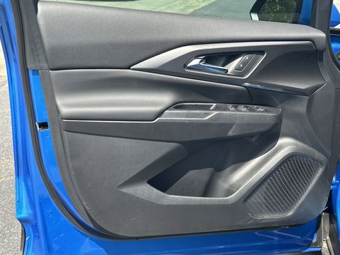 Certified 2026 Chevrolet Equinox EV LT image 8