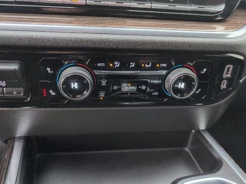 Certified 2022 Chevrolet Silverado 1500 LT Trail Boss AWD/4WD image 34