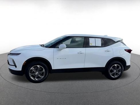 Used 2026 Chevrolet Blazer LT FWD image 8