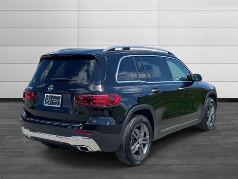 Used 2026 Mercedes-Benz GLB 250 image 3