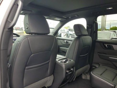 New 2026 Buick Enclave Sport Touring w/ Power Package FWD image 8