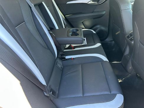 Certified 2025 Buick Envision Sport Touring image 39