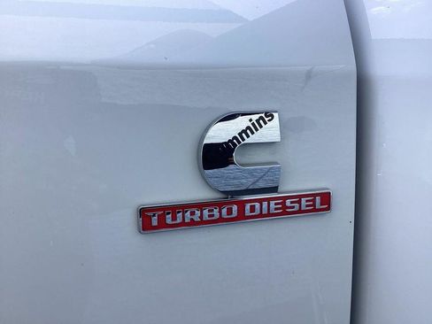Used 2024 RAM 2500 Big Horn AWD/4WD image 25