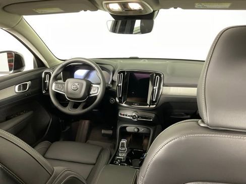 New 2026 Volvo XC40 B5 Plus w/ Protection Package Premier image 17