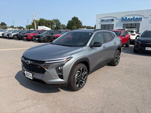 New 2026 Chevrolet Trax RS w/ Driver Confidence Package FWD image 2