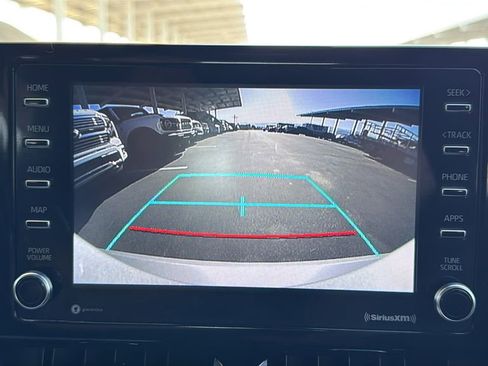 Used 2021 Toyota Corolla SE w/ Carpet Mat Package (TMS) FWD image 16