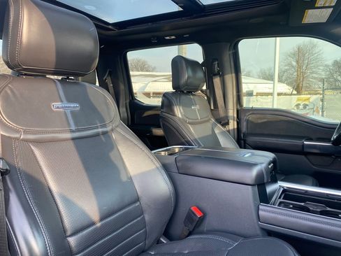 Used 2025 Ford F250 Platinum image 21