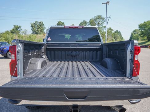 Used 2024 Chevrolet Silverado 3500 LT w/ All Star Edition AWD/4WD image 9