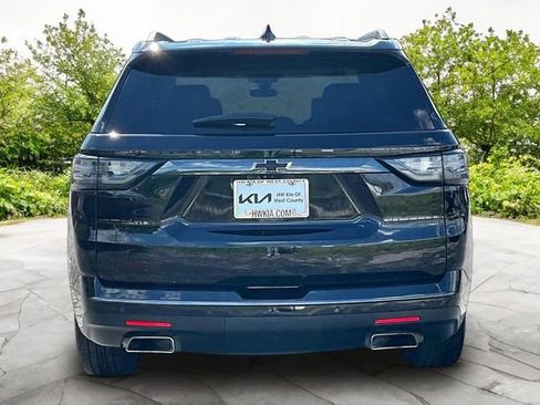 Used 2021 Chevrolet Traverse Premier w/ Redline Edition FWD image 4