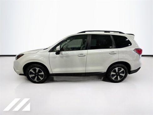 Used 2018 Subaru Forester 2.5i Premium image 7