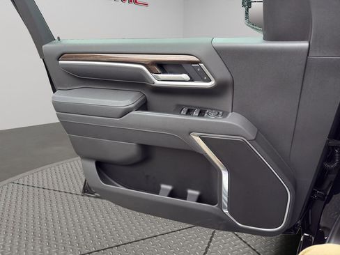 New 2026 Chevrolet Silverado 3500 LT w/ All Star Edition image 14