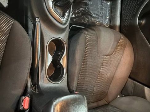 Used 2016 Dodge Dart SE w/ Convenience Group image 17