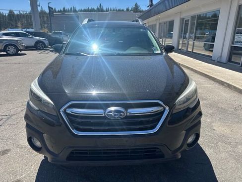 Used 2018 Subaru Outback 2.5i Premium AWD/4WD image 2