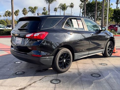 Used 2021 Chevrolet Equinox LS image 8