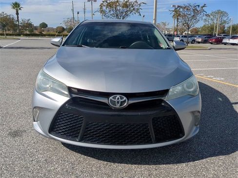 Used 2016 Toyota Camry XSE image 9