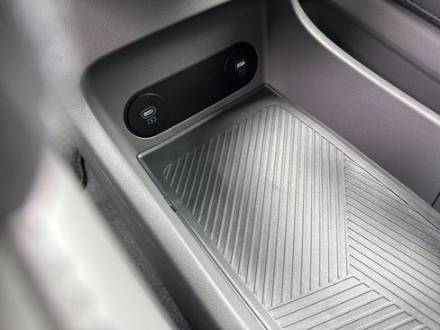 Used 2025 Hyundai Ioniq 5 SEL image 26