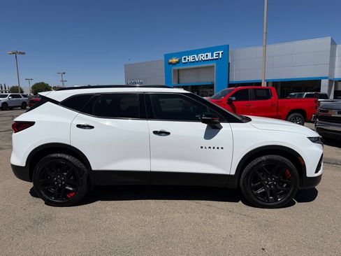 Used 2021 Chevrolet Blazer LT w/ Redline Edition AWD/4WD image 4