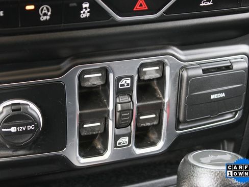 Used 2022 Jeep Wrangler Unlimited Sport image 28