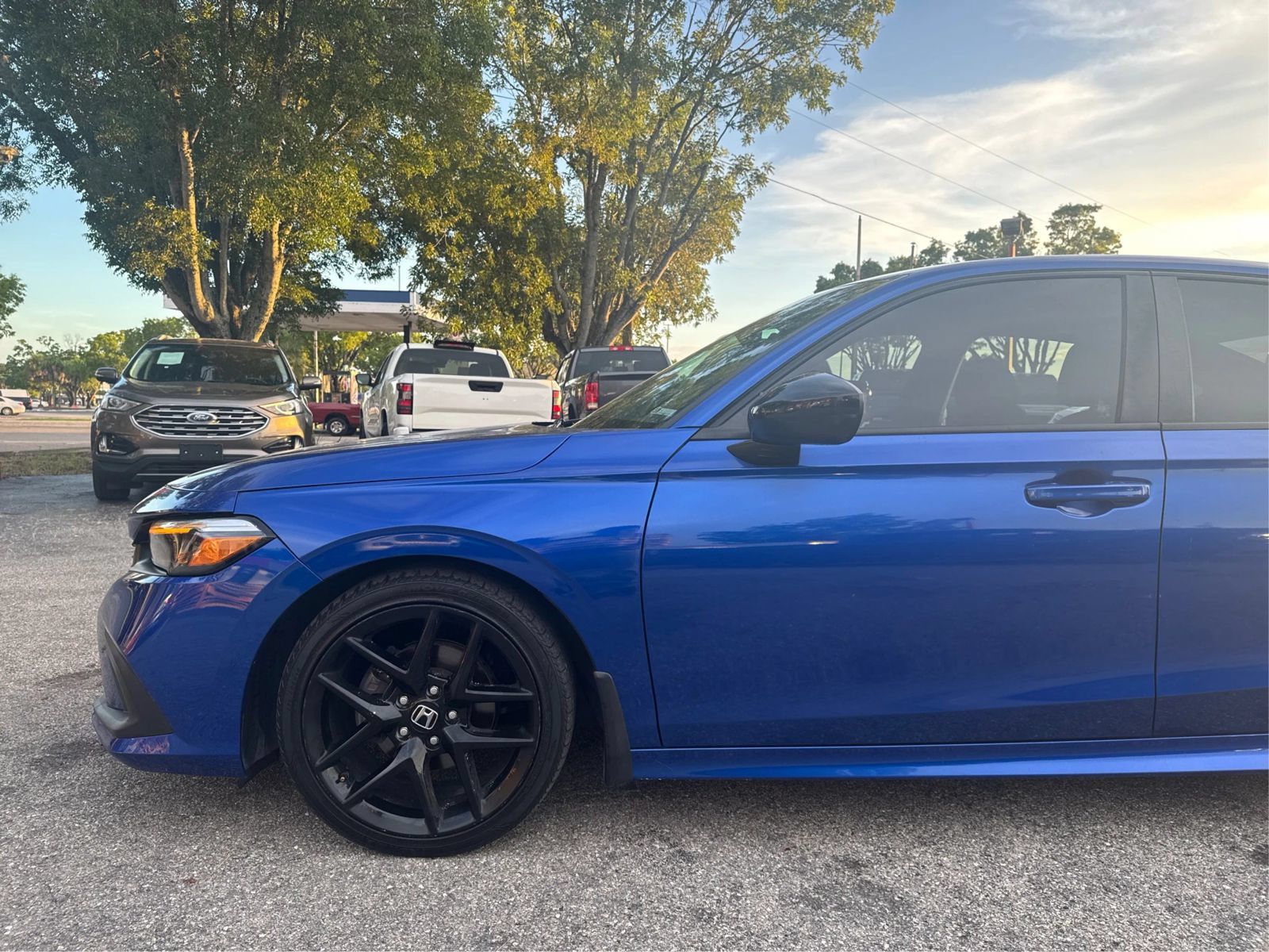 Used 2023 Honda Civic Sport image 23