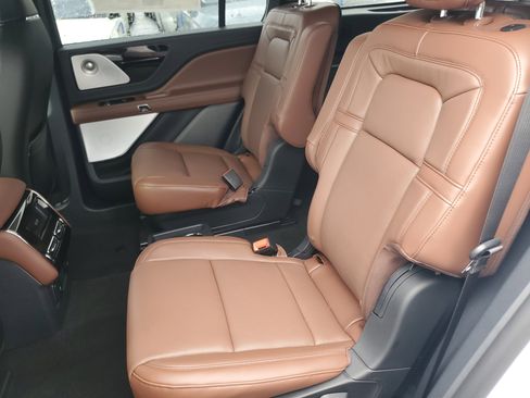 New 2026 Lincoln Aviator Reserve AWD/4WD image 26