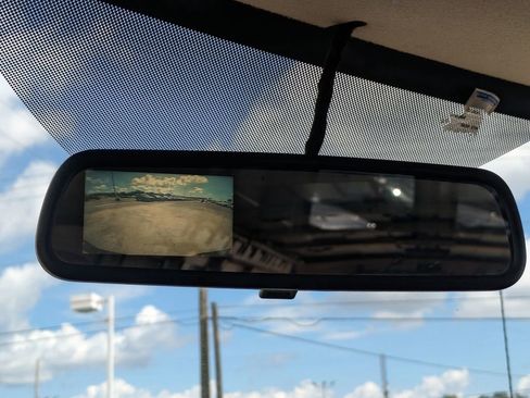 Used 2020 Chevrolet Express 3500 Extended w/ Driver Convenience Package image 16