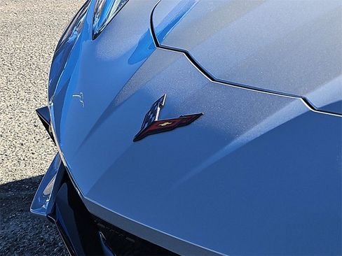 Used 2025 Chevrolet Corvette Stingray Preferred Conv w/ 2LT image 23