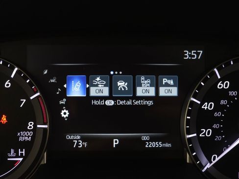 Used 2022 Toyota Highlander Platinum AWD/4WD image 23
