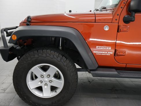 Used 2014 Jeep Wrangler Unlimited Sport w/ Quick Order Package 24S AWD/4WD image 30