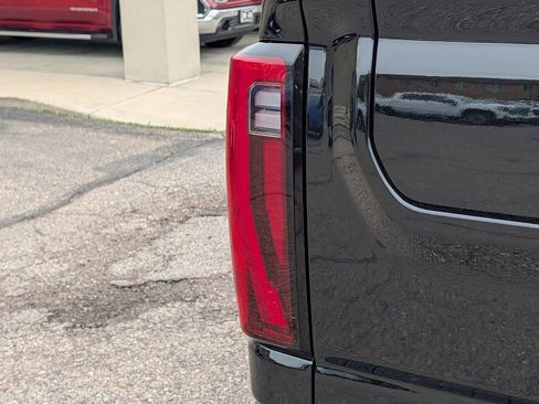 New 2026 GMC Sierra 3500 Denali w/ Denali Reserve Package AWD/4WD image 11