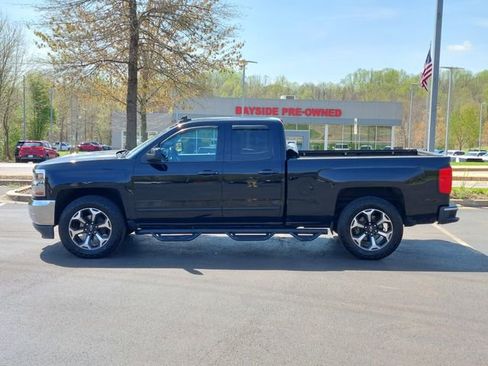 Used 2019 Chevrolet Silverado 1500 LT image 16