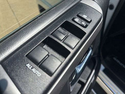 Certified 2018 Toyota 4Runner Limited image 9