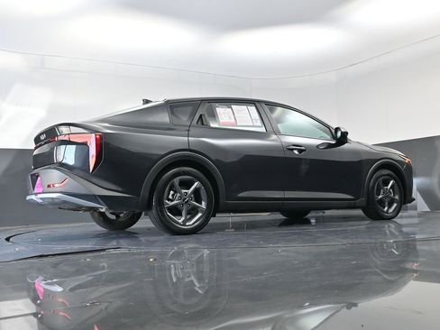 Used 2025 Kia K4 LXS image 19