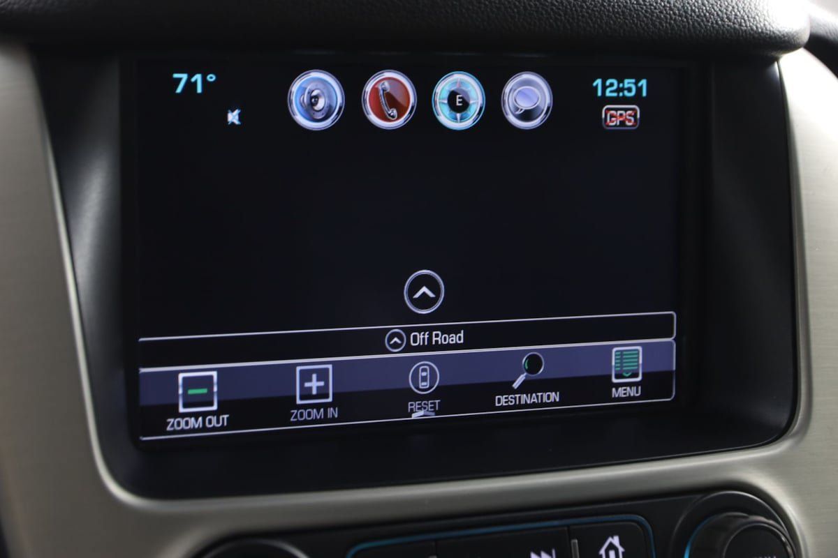 Used 2018 GMC Yukon SLT w/ HD Trailering Package AWD/4WD image 9