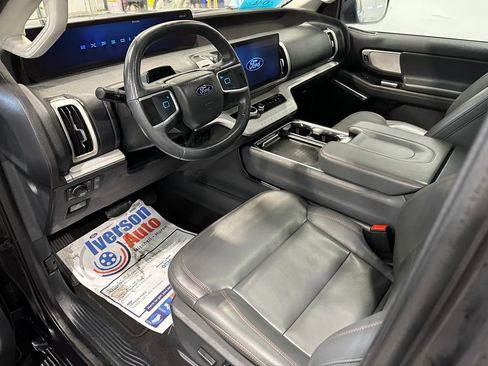 Used 2025 Ford Expedition Max Active image 15