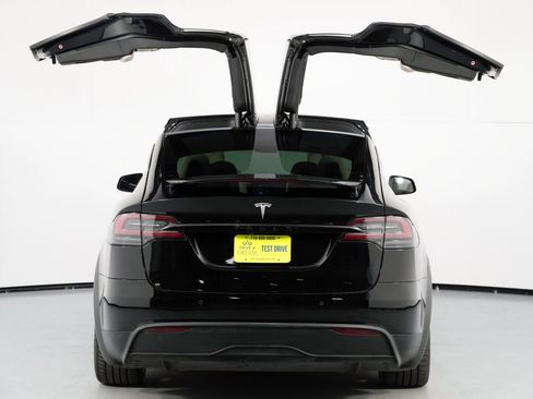 Used 2023 Tesla Model X image 53