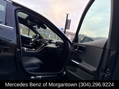 Used 2024 Mercedes-Benz C 300 4MATIC Sedan image 25