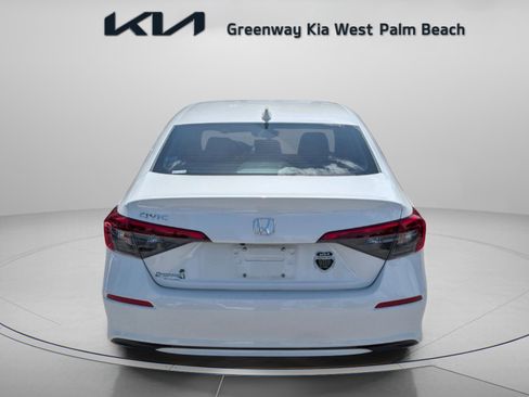 Used 2023 Honda Civic EX image 6