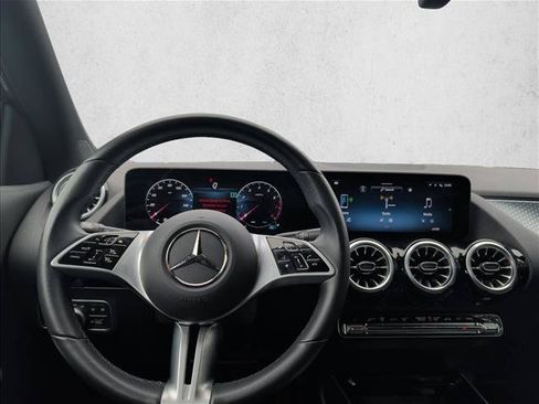 Certified 2024 Mercedes-Benz GLA 250 image 19