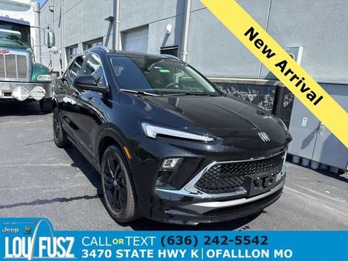Used 2026 Buick Encore GX Sport Touring FWD image 1