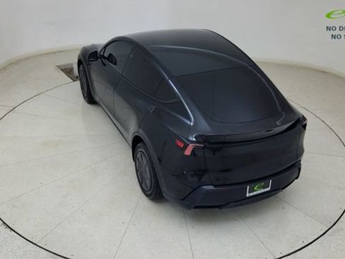 Used 2026 Tesla Model Y 2WD image 72