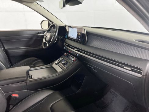 Used 2023 Hyundai Palisade Limited image 32