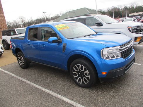 Used 2022 Ford Maverick Lariat FWD image 1