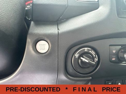 Used 2022 Nissan Frontier PRO-4X AWD/4WD image 28