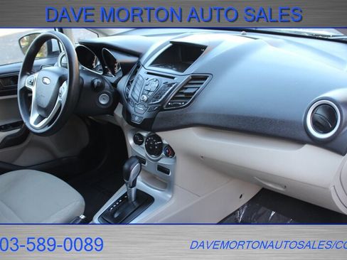 Used 2019 Ford Fiesta SE image 16