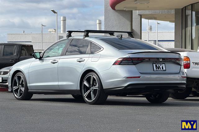 Used 2025 Honda Accord Sport image 6