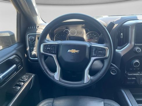 Used 2021 Chevrolet Silverado 2500 LTZ w/ LTZ Convenience Package AWD/4WD image 15