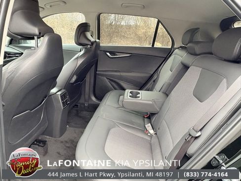 Certified 2024 Kia Niro EX image 10