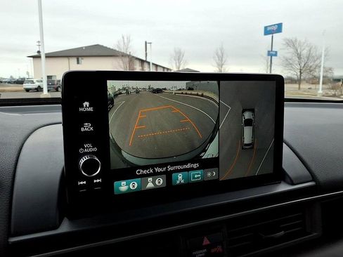 Used 2024 Honda Pilot Elite image 31