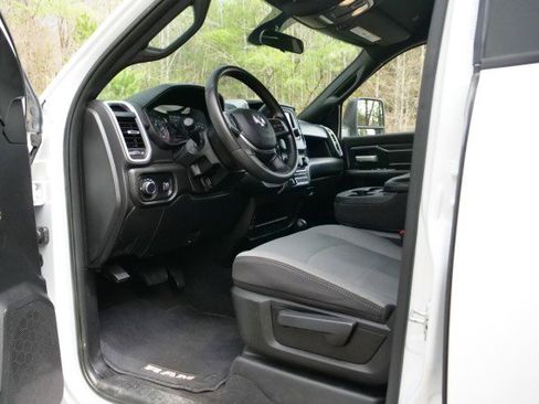 Used 2024 RAM 3500 SLT w/ Quick Order Package 2YG SLT image 18